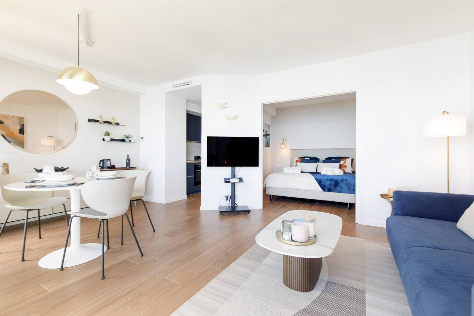 Apartment Les Pins Luxueuse Front De *